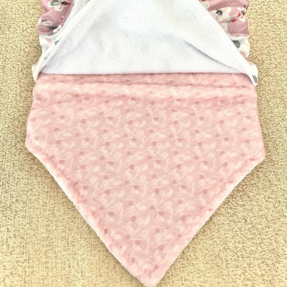NWT Somewhere Over rainBows Baby/Toddler Headbands/Bibs Set